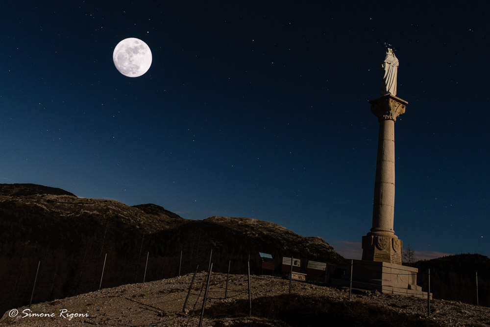 dsc_1938-madonnina-del-lozze-in-una-notte-di-luna-piena
